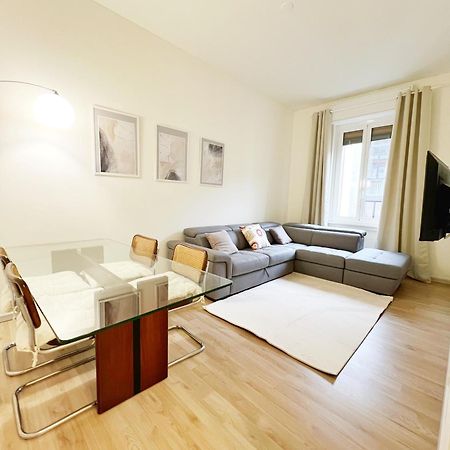 La Dolce Vita - Moscova 2 Apartment Milan Bagian luar foto