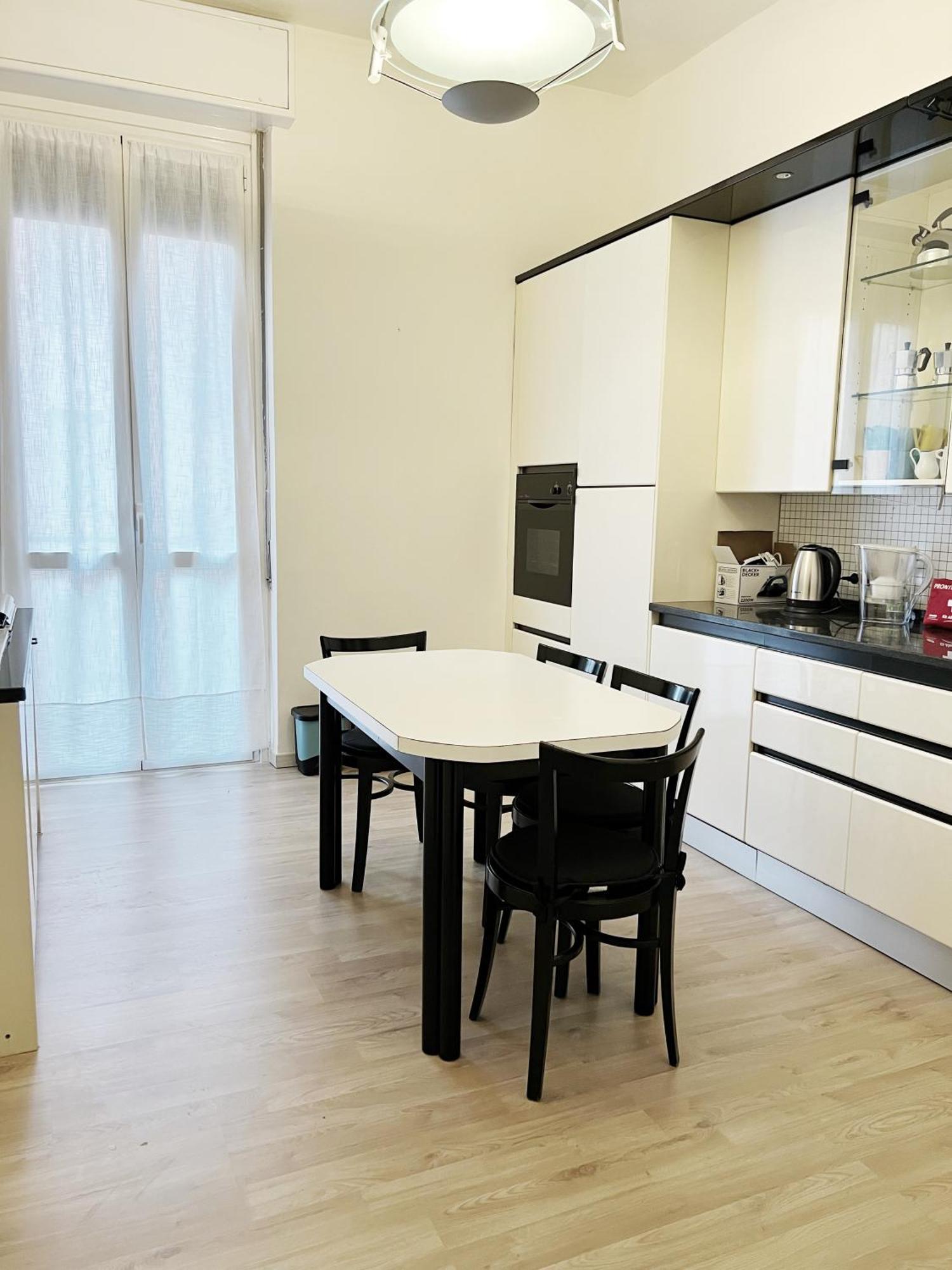 La Dolce Vita - Moscova 2 Apartment Milan Bagian luar foto